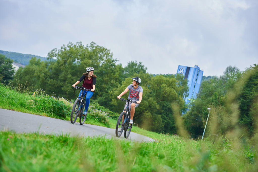 Für Tourenradler ist der SauerlandRadring als Drehscheibe des Radfahrens im Sauerland der ideale Einstieg umd die Region mit dem Rad zu entdecken