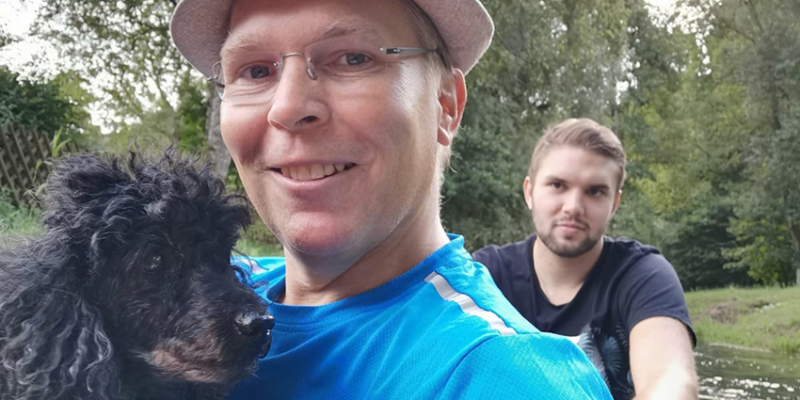 Flair Hotelier Thomas Frank mit Sohn Timo und Hund Chrissi bei der Kanufahrt auf der Lauter