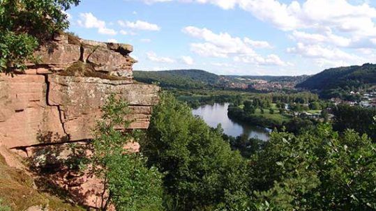 Steinbruch bei Hasloch am Main im Spessart