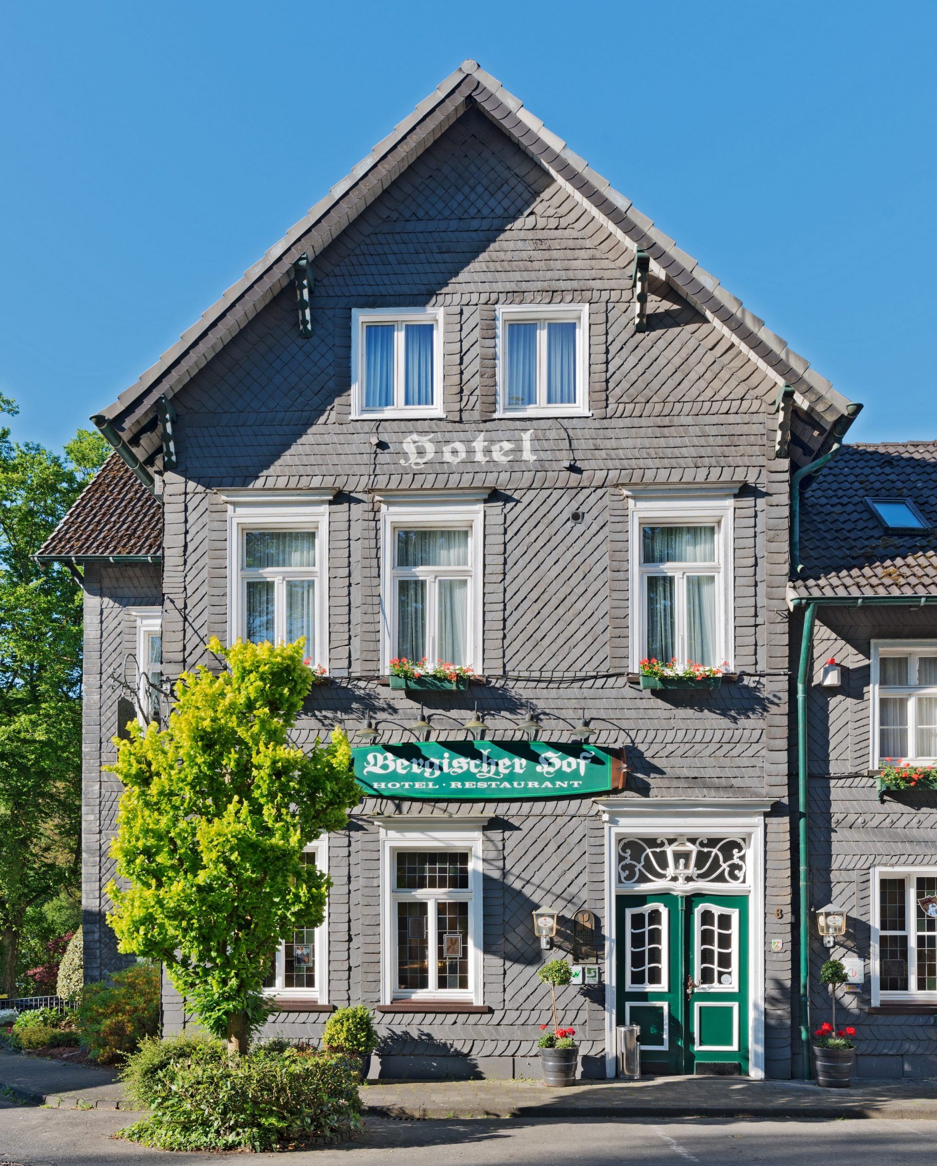 Flair Hotel Bergischer Hof außen