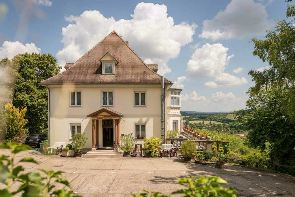 Außenansicht vom Flair Hotel Villa Ilske