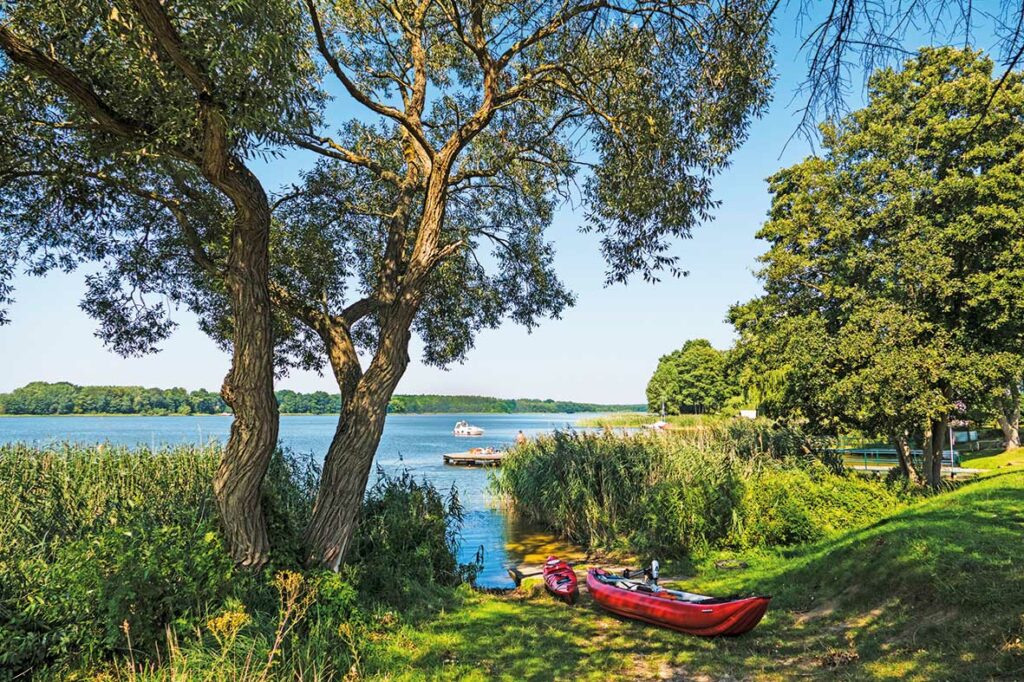 Kanu Anlegestelle in der Mecklenburgischen Seenplatte