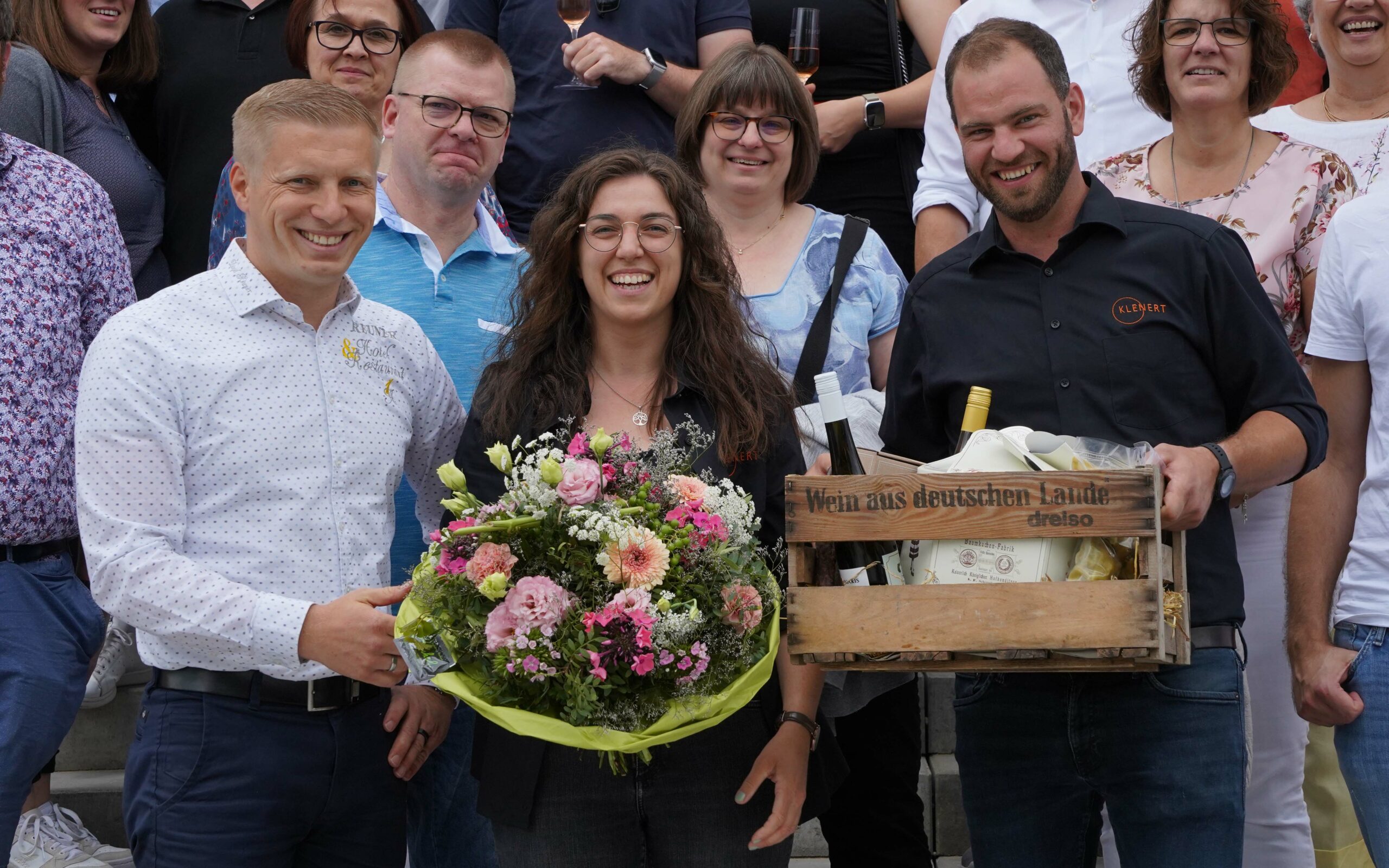 Kleinert Weingut Übergabe Geschenk